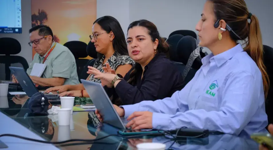 La directora del Ideam, Ghisliane Echeverry Prieto, lideró reunión estratégica junto a la Gobernación de Casanare, la Alcaldía de Yopal y Corporinoquía.