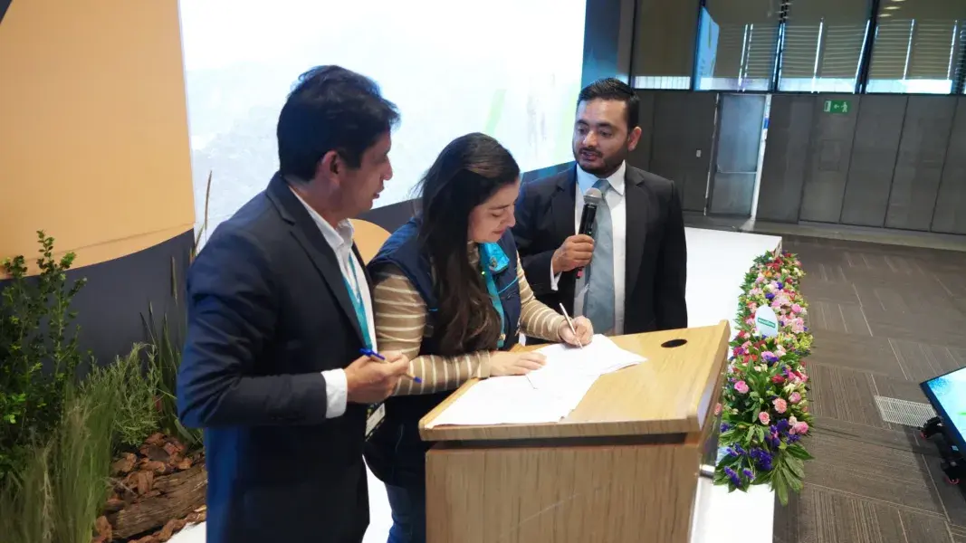 Ideam y ASOCARS firman Memorando de Entendimiento